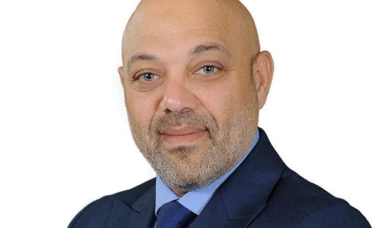 المحامي ظهير صافي يهنئ النقيب مروان ضاهر والمحامي نبهان حداد بفوزهما في انتخابات نقابة المحامين بطرابلس