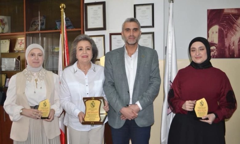 بلدية طرابلس كرمت ثانوية الحدادين الرسمية للبنات بعد فوزها بالمركز الأول عربيًا في جائزة المدرسة المتميزة ضمن تحدّي القراءة العربي في الإمارات.