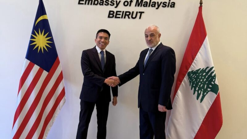 أسعد الحريري زار القائم بالأعمال الماليزي ودعاه إلى زيارة طرابلس