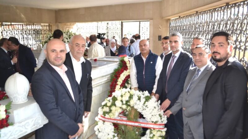 بلدية طرابلس وضعت اكليلا من الزهر على ضريح رجل الاستقلال عبد الحميد كرامي وأخر على ضريح شهداء طرابلس