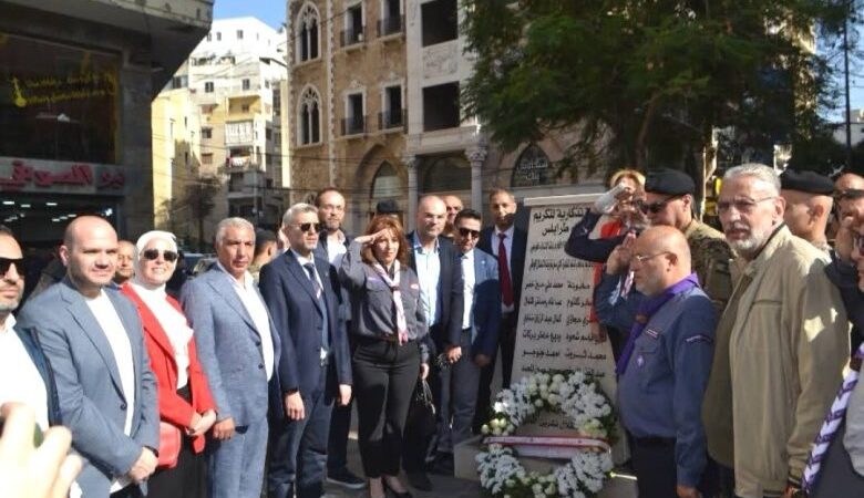 بلدية طرابلس تحتفل بالاستقلال بعرض كشفي مهيب ووضع إكليل على نصب الشهداء