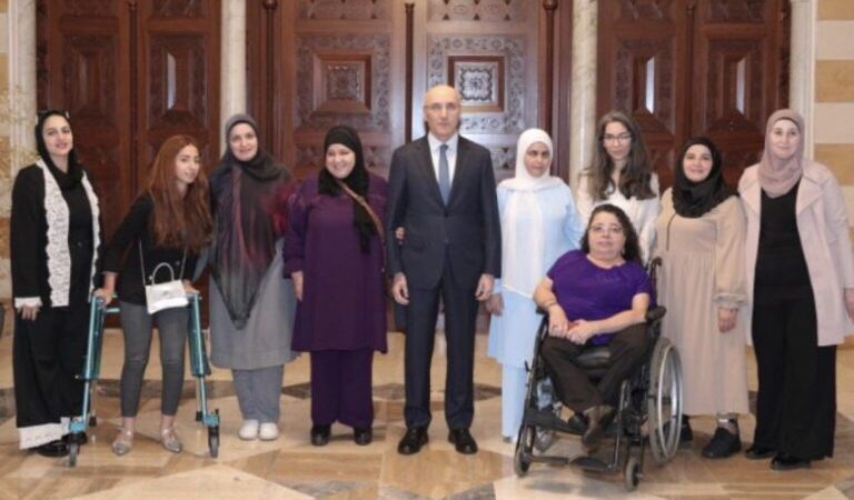 الحجار: حريصون على دعم العمل البلدي 