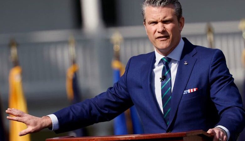 وزير الحرب الاميركي أقال أو همّش ما لا يقل عن 24 جنرالاً وأدميرالاً