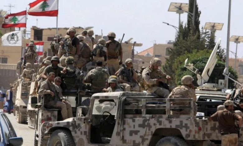 الجيش يواصل ملاحقة المطلوبين والمخلين بالأمن