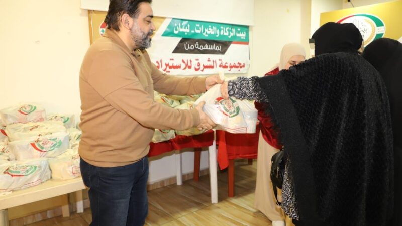بيت الزكاة والخيرات وزع حصصاً من المعلّبات الغذائية على طالبات الدروس الدينية في طرابلس