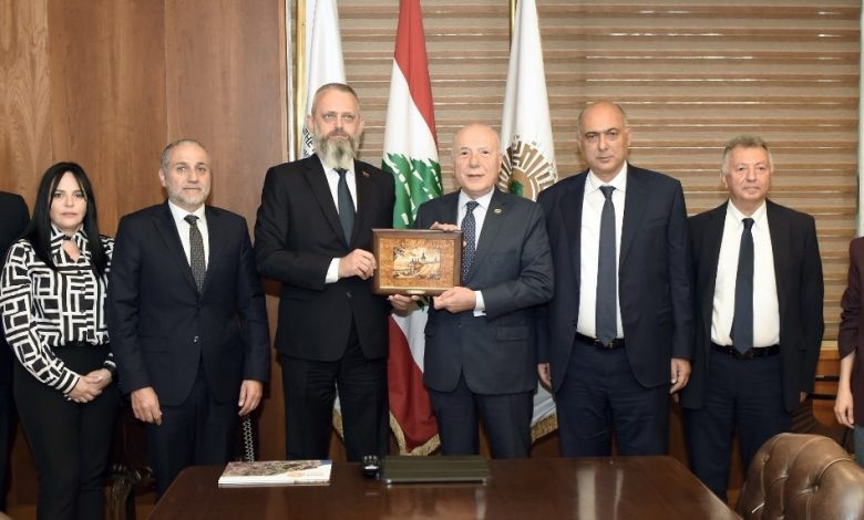 دبوسي يستقبل السفير البيلاروسي: خارطة طريق جديدة للتعاون بين البلدين إنطلاقاً من طرابلس الكبرى