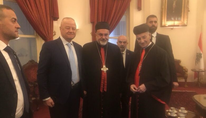 وصول الراعي إلى مطرانية طرابلس المارونية