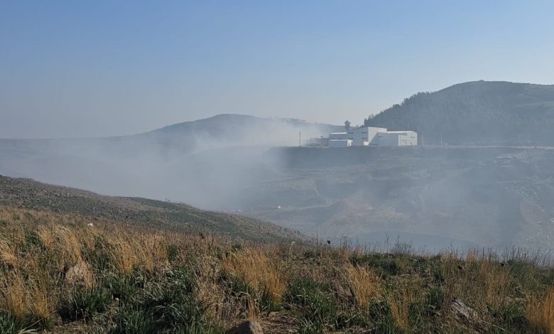 رئيس بلدية شيرحميرين مرعب محمد العبدالله يدين جريمة إشعال مكب سرار ويحمّل الدولة المسؤولية الكاملة