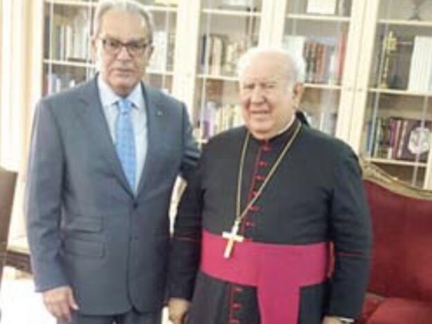 وديع الخازن زار المطران مطر: لتعزيز التضامن والوحدة الوطنية