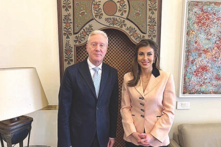 رجي لأورتاغوس: لن أزور إيران