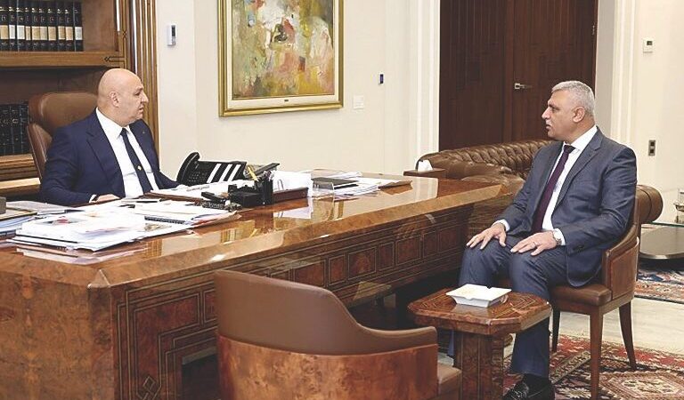 عون عرض مع شقير الأوضاع الأمنية