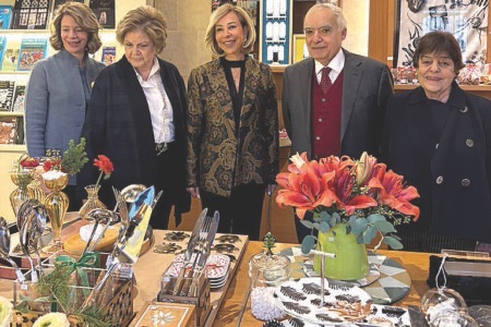 اللبنانية الأولى السيدة نعمت عون زارت «معرض الأعياد والتسوّق»