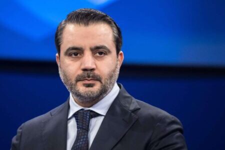 فيدان والشيباني: لا نيّة لـ«قسد» في إحراز تقدّم في مفاوضات الاندماج