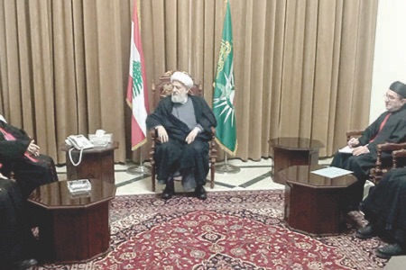 الخطيب استقبل مطمئنين إلى صحته: لدولة حقيقية تحفظ سيادة لبنان