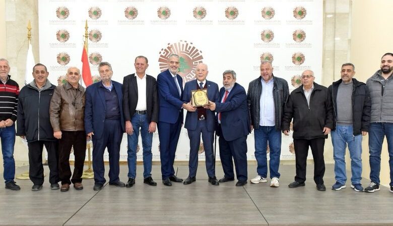 مختارو طرابلس وقضائها يكرّمون توفيق دبوسي: شراكة عنوانها الخدمة والواجب&nbsp; الوطني