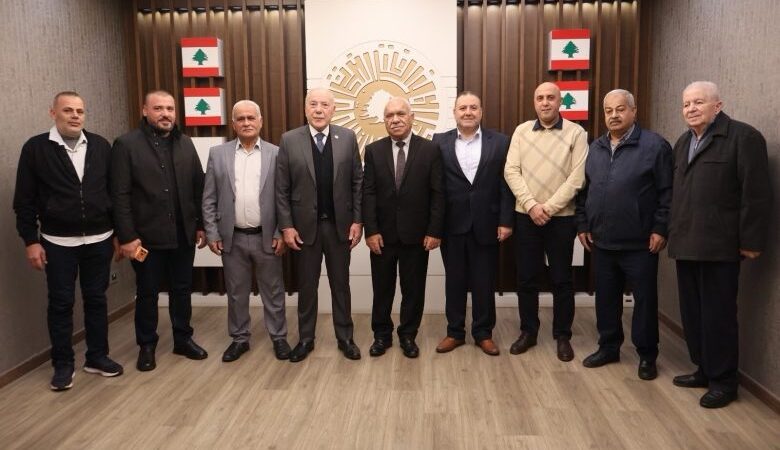 دبوسي يستقبل وفداً من تجمع صناعيي وتجار المنية