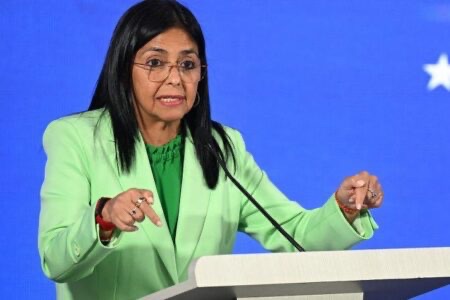 كراكاس: مادورو الرئيس الوحيد للبلاد