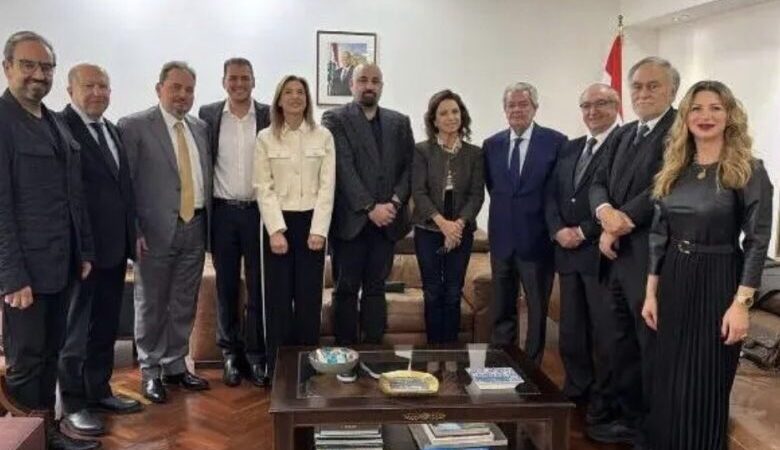 لحود تستقبل وفداً من المجلس الوطني للإنماء السياحي