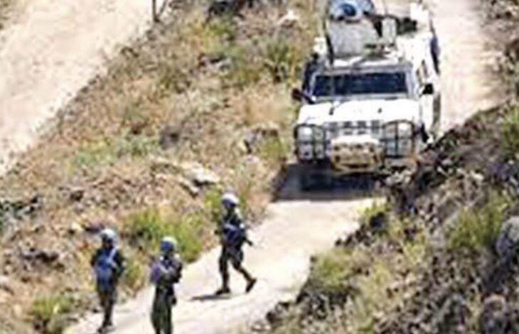 قذائف من دبابة إسرائيلية وتمشيط بالرشاشات