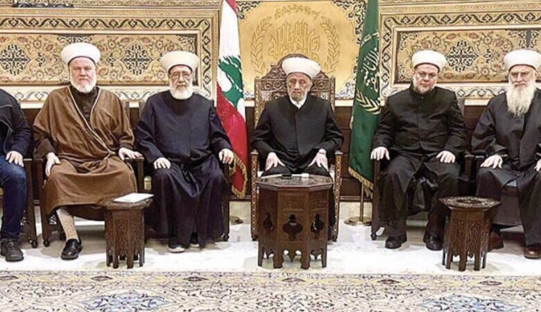 دريان استقبل زوّاراً ثمّنواً مواقفه