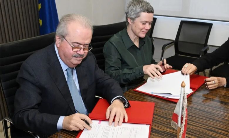 الحجار أشرف على تسلم وتسليم هيئة الإشراف على الانتخابات وأكد الاستعداد للاستحقاق النيابي