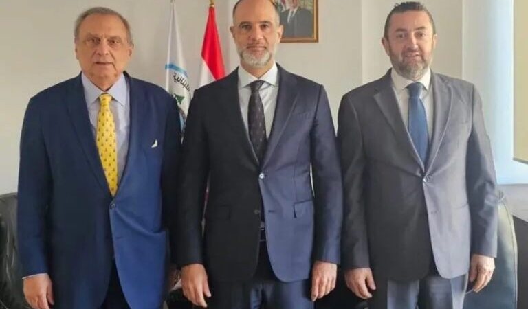 رسامني بحث مع السفير الفرنسي في تعزيز التعاون والتقى وفد إدارة مرفأ بيروت والمدير العام لمصرف الإسكان