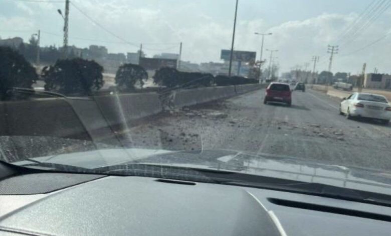 العدو الإسرائيلي يواصل عدوانه: غارتان في محيط بعلبكدبابة أطلقت النار باتجاه الجيش و”اليونيفيل”… وإلقاء قنابل