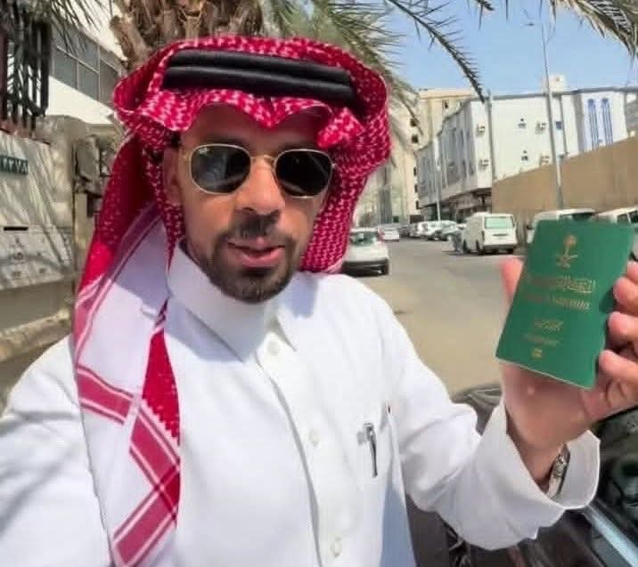 قصة انتقام المغاربة من مؤثر سعودي استفزهم ، هكذا فقد خالد العريان ملايين المتابعين بعد إعلانه زيارة الجزائر