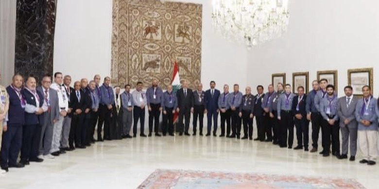 الرئيس عون أمام وفد من اللجنة الكشفية العربية: الجيل الجديد بحاجة الى من يوجهه باتجاه المصلحة العامة وحماية الأوطا