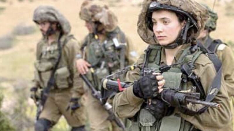 سموتريتش يرفض اختلاط الجنسين في الجيش وأمهات مجندات يطالبن بإقالته
