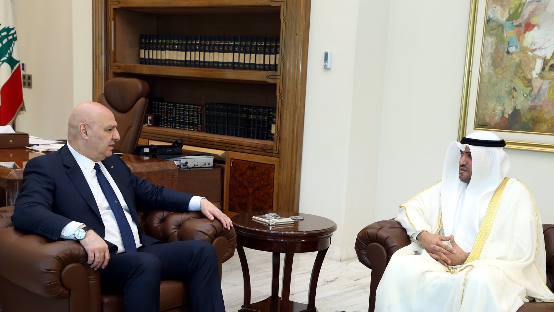 عون عرض التطوّرات مع زوّاره وهنّأ أمير الكويت بالعيد الوطني