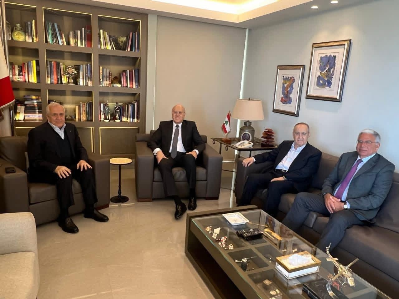 سليمان استقبل ميقاتي في حضور نحاس