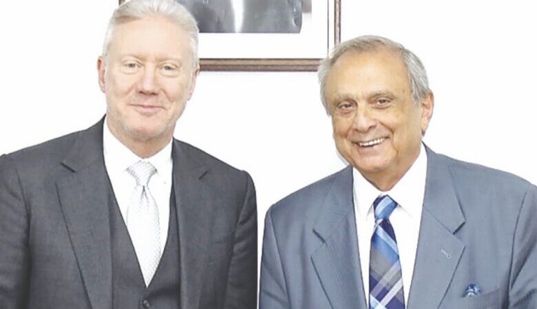 رجي استقبل وفد مصرف الإسكان لتعزيز التعاون ودعم المواطنين والمغتربين