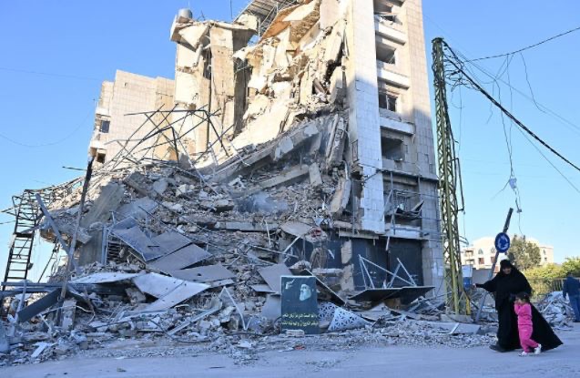 «إسرائيل » تهدد باستهداف الدولة والشعب