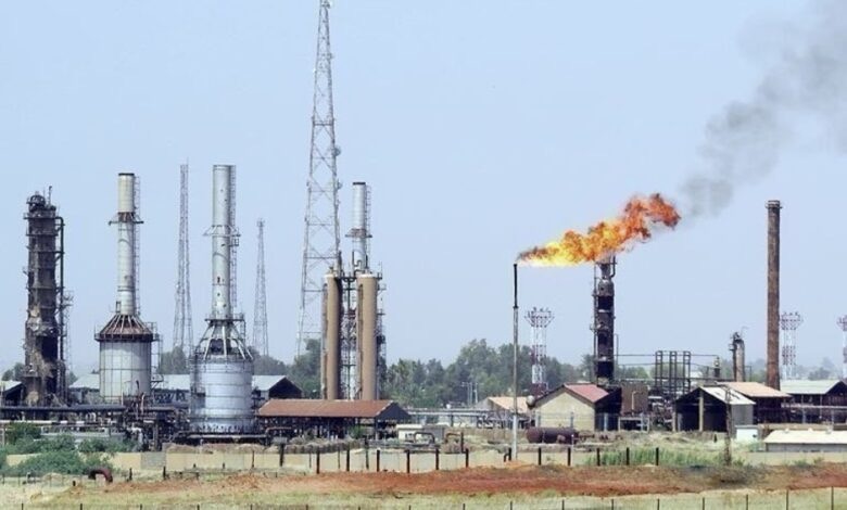 النفط يهبط بأكثر من 13% بعد إعلان ترامب تأجيل قصف بنية الطاقة الإيرانية