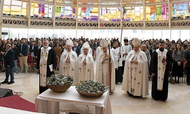 الراعي في قدّاس عيد الشعانين دان قتل المدنيين والصحافيين