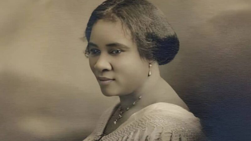 في حالة أغرب من الخيال . قصة الخادمة الامية اليتيمة التي حولها دولار وربع إلى مليونيرة .