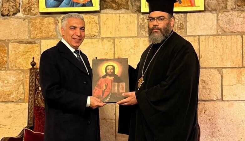 النائب جميل عبّود يلتقي الأرشمندريت جورج يعقوب في دير سيدة البلمند