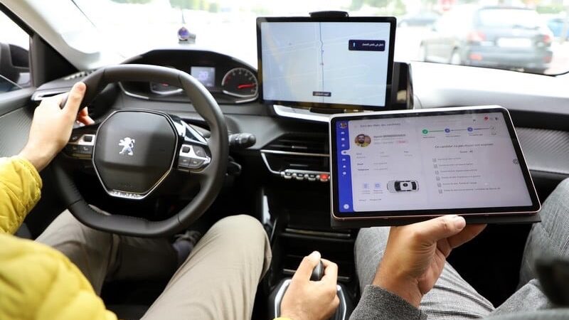 تعتمد كليا على الذكاء الإصطناعي . مضامين خطة جديدة ستعتمدها لانارصا لتخريج سائقي المستقبل