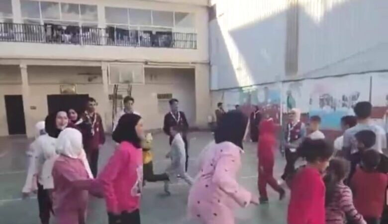 حملة كشاف الشباب الوطني “من حقهم أن يفرحوا” حطت في مركز إيواء مدرسة القلمون