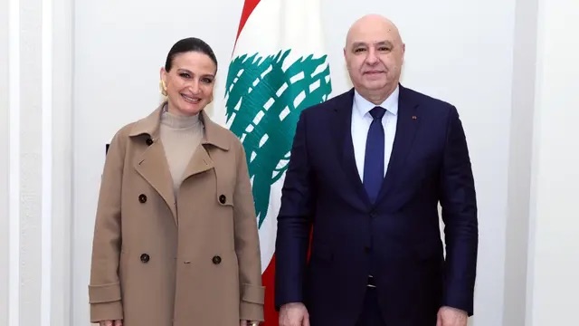 الرئيس عون اتصل بملك البحرين مستنكراً الاعتداءات ومؤكدا تضامن لبنان وشعبهوعرض مع اللواء شقير عمل الامن العام ومع مريام سكاف أوضاع البقاع وزحلة