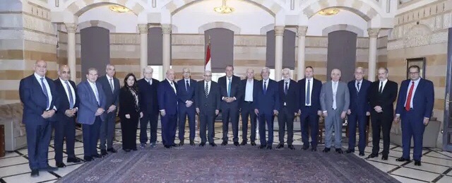 رئيس الحكومة استقبل وفدا من الهيئات الاقتصادية شقير: الأزمة طويلة ويجب أن نتكاتف ليستمر القطاع الخاص