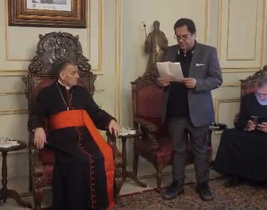 الراعي بحث مع الحاج وزوار في المستجدات