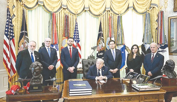 ترامب يخفّض مستوى الممثلين للقاء عراقجي.. وفانس يغيب