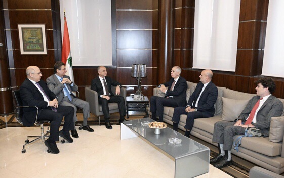 السفير ماغرو بحث وكتلة “اللقاء التشاوري” في الحرب ومسار المفاوضات