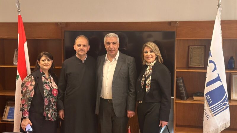 عبّود وعقيلته شاركا في حضور جلسة مناقشة أطروحة دكتوراه للاب دربلي في جامعة القديس يوسف