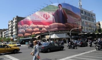 “الأخوية” المهيمنة على شؤون إيران اليوم.. نخبة صغيرة مرتبطة بالمرشد والحرس الثوري