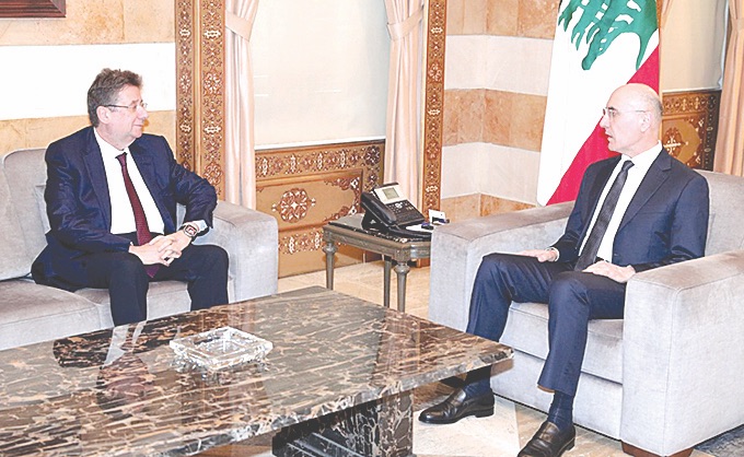 الحجار عرض الأوضاع مع زوّاره وتابع مع كفوري أمن المطار