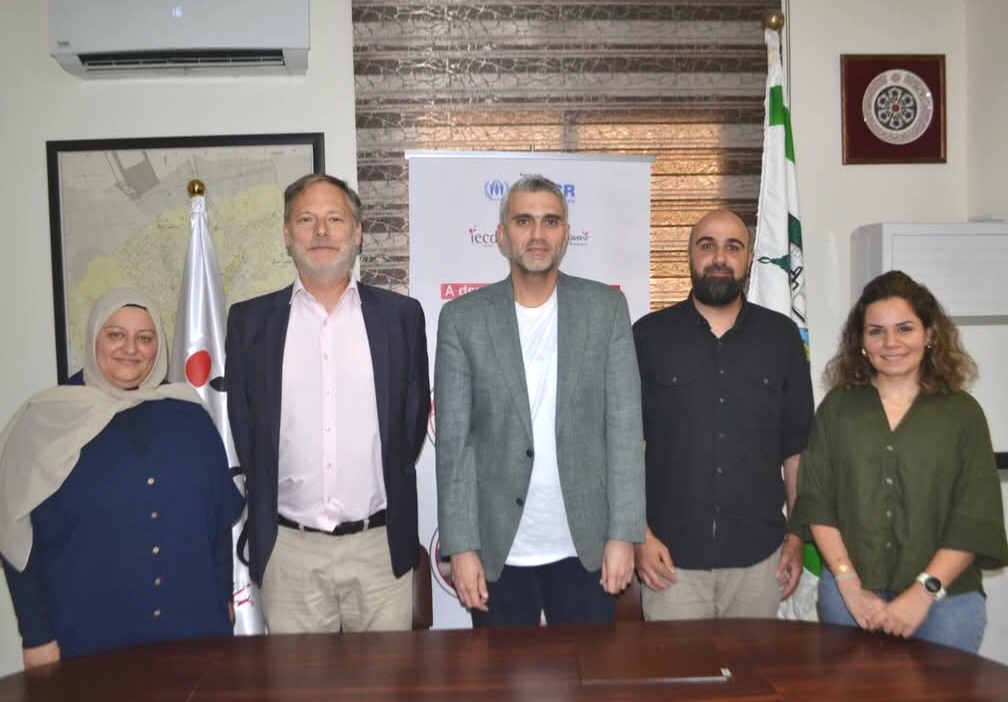 مذكرة تفاهم في مجال تنفيذ برامج التدريبات المهنية المعجّلة بين بلدية طرابلس وجمعية خادمي الغد