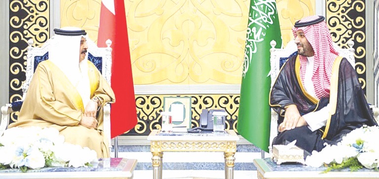 ملك البحرين وبن سلمان بحثا بالمستجدات الإقليمية